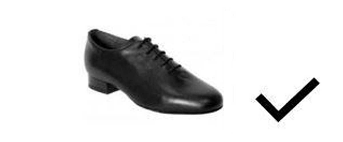 Dress restrictions on shoes for juvenile boys in Dancesport